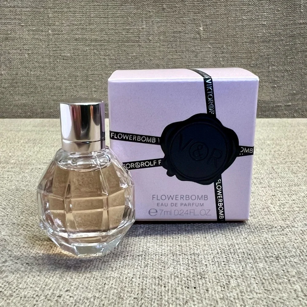 ❤️  Viktor&Rolf Flowerbomb mini - Picture 7 of 7
